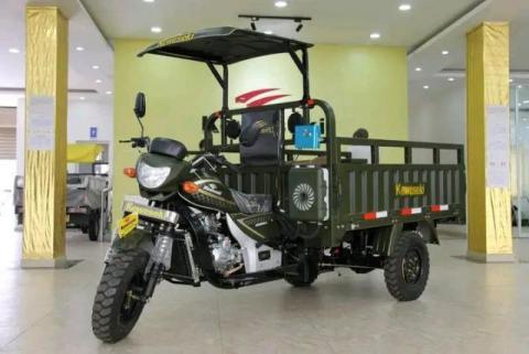 Moto Kaweseki 3 rodas