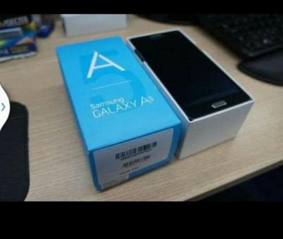 Estou a comercializar smartphones da Samsung galaxy a5 preço: 55 mil kzs.  Contacto: 944185443